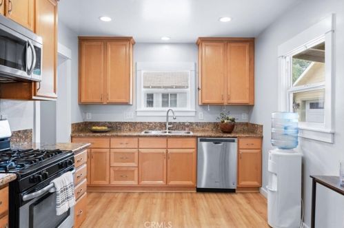 3580 Harding St, Riverside CA  92506-2636 exterior