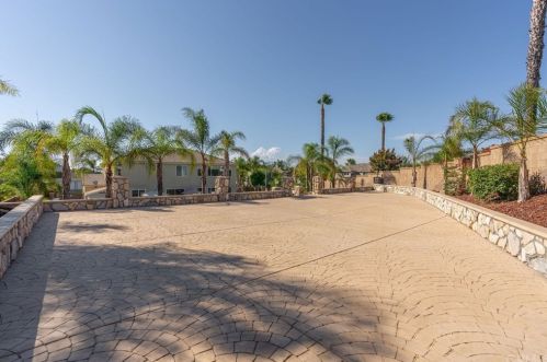 17426 Half Moon Ct, Riverside CA  92503-7055 exterior