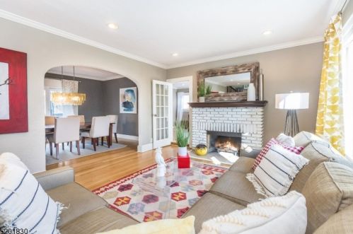 41 Harriet St, Town Center, NJ 07052-5031