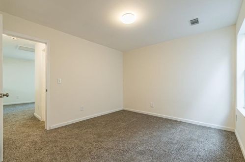 2286 Charleston Pointe, Atlanta GA  30316-3025 exterior