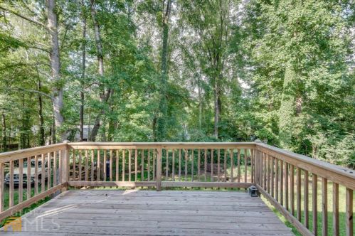 5068 Cold Springs Dr, Lilburn GA  30047-3776 exterior