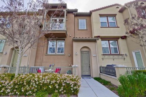 1016 Luz Del Sol Loop, Milpitas, CA 95035-8672