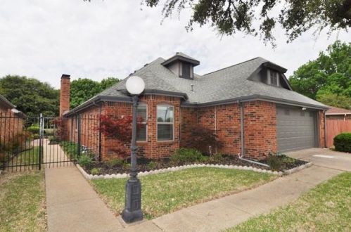 3102 Big Oaks Dr, Garland TX  75044-6924 exterior