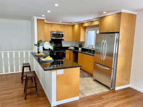 810 Kiaala Pl, Honolulu HI  96825-3023 exterior