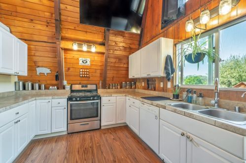 42 Adelaide Dr, Pacheco, CA 94553-3003