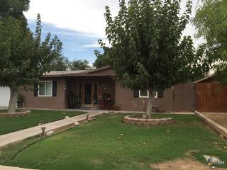 160 K St, Brawley, CA 92227-3133