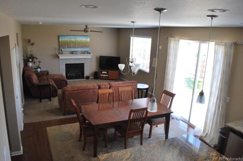 6674 Kellerman Way, Aurora CO 80016-6199 exterior