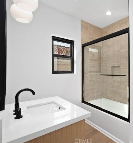 4614 Tobias Ave, Van Nuys CA  91403-2823 exterior