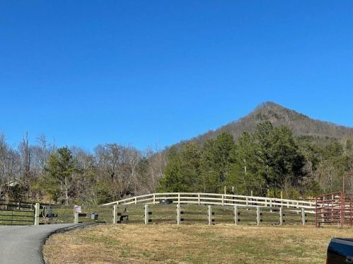 379 Buckeye Trl, Big Canoe GA  30143-7934 exterior