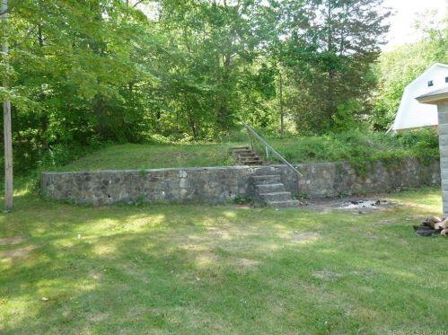 337 Riverside Ave, Torrington CT  06790-4529 exterior
