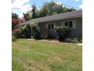 20 Stratham Heights Rd, Stratham, NH 03885-2525