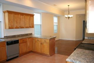 2227 Whitaker St, Savannah GA  31401-8550 exterior