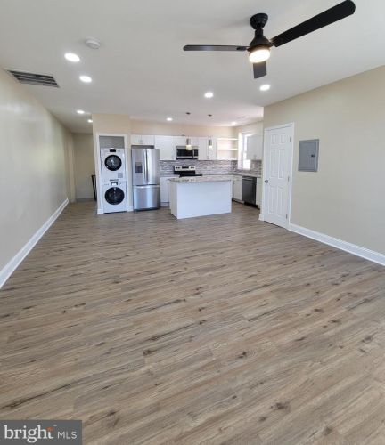 605 64 St, Philadelphia PA 19139-1004 exterior