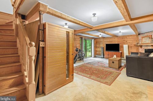 12201 Remington Dr, Silver Spring MD 20902-1533 exterior