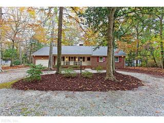 184 Goodwin Neck Rd, Yorktown, VA 23692-2119