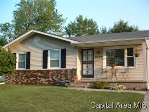 2904 Somerton Rd, Springfield IL  62702-2067 exterior