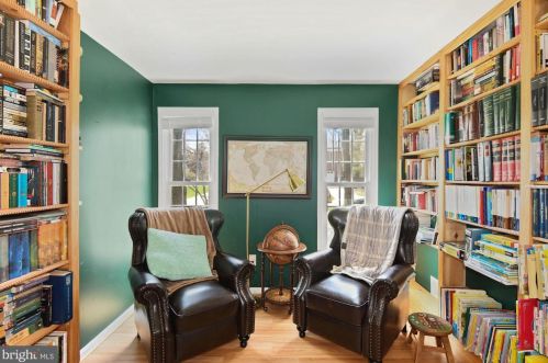 1800 Cullen Dr, Silver Spring MD 20905-4428 exterior