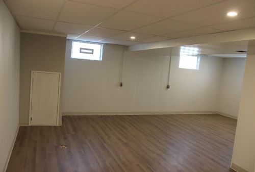 3888 Eddystone Dr, Cincinnati OH  45251-1958 exterior