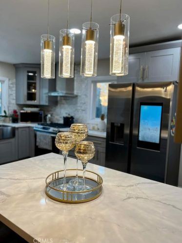 2058 Blenheim St, Riverside CA  92507-2011 exterior