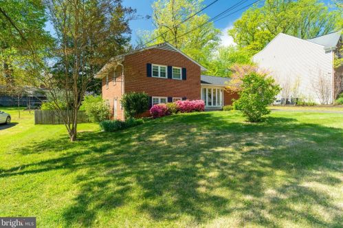 5408 Juliet St, Springfield VA  22151-2615 exterior