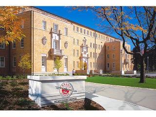 200 Rampart Way, Denver CO  80230-6852 exterior