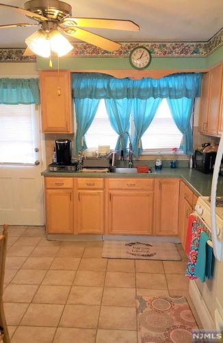 362 Pacific St, Paterson NJ  07503-2444 exterior