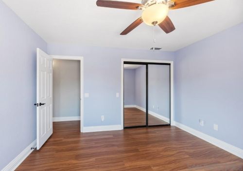 1597 Parkview Dr, Vista CA  92081-8750 exterior