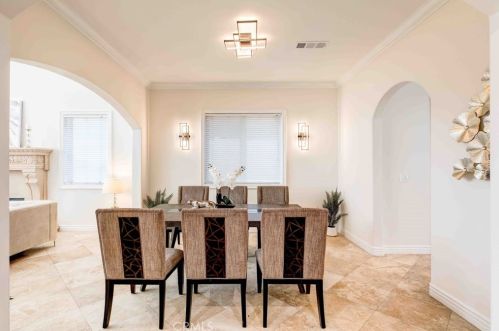 4719 Tobias Ave, Van Nuys CA  91403-2826 exterior