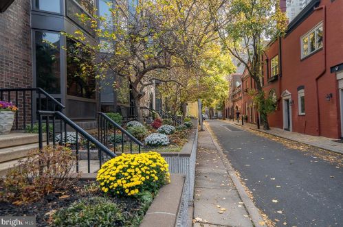 2023 Chancellor St, Philadelphia PA 19103-5604 exterior