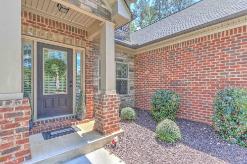 1320 Riverhill Dr, Bishop, GA 30621-6150