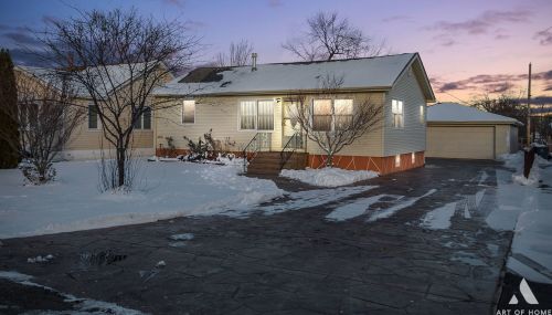 9717 81st Ave, Palos Hills, IL 60465-1406