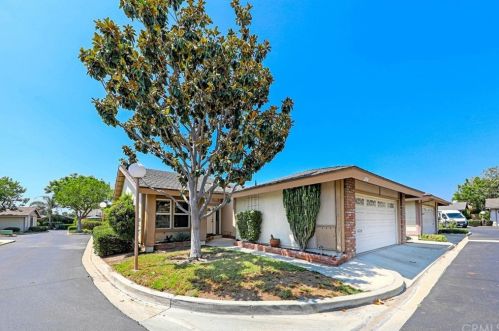 2034 Wellington Ave, Santa Ana, CA 92701-3182