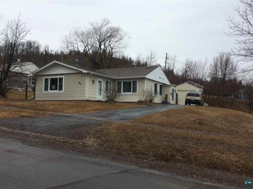 91 Burk Dr, Silver Bay, MN 55614-1311