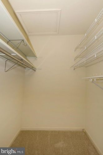 7099 Game Lord Dr, Springfield VA  22153-1312 exterior