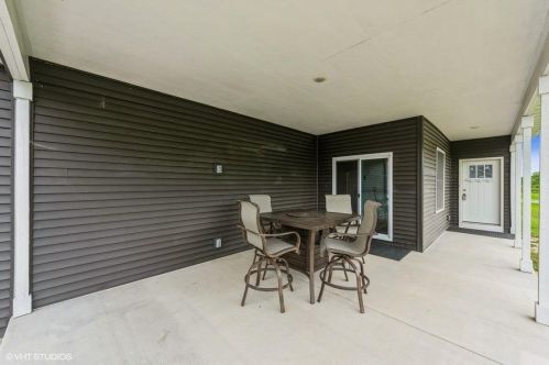 9650 County Line Rd, Crown Point IN  46307-8511 exterior