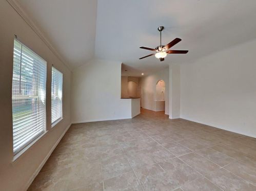 1704 Juniper Knoll Way, Conroe TX  77301-5071 exterior