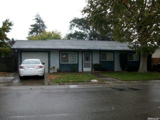 1129 Meadowview Dr, Galt, CA 95632-2132