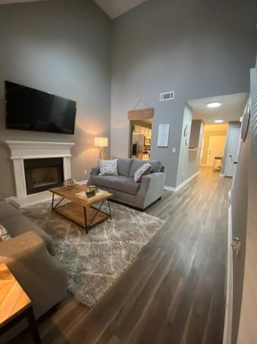 2246 Charleston Pointe, Atlanta GA  30316-3025 exterior