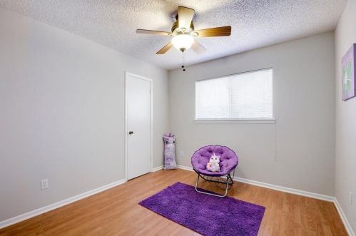 1305 August Dr, Austin TX  78753-2909 exterior