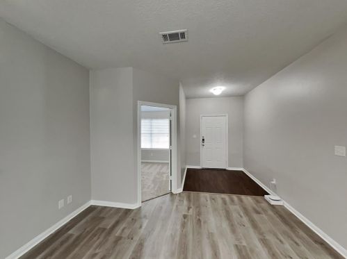 16414 Tracy Ct, Conroe TX  77306-5989 exterior