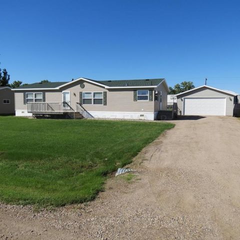 146 4th St, Walcott, ND 58077-4038