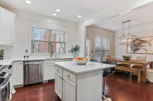 3278 Ferncliff Ln, Atlanta GA  30324-2569 exterior