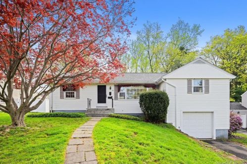 58 Mountain Rd, Hartford, CT 06107-2913