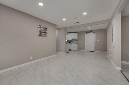 6520 Truman Dr, Fort Worth TX  76112-8032 exterior