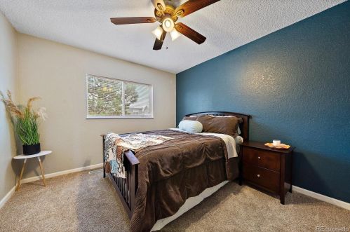 21606 Powers Pl, Aurora CO 80015-3372 exterior