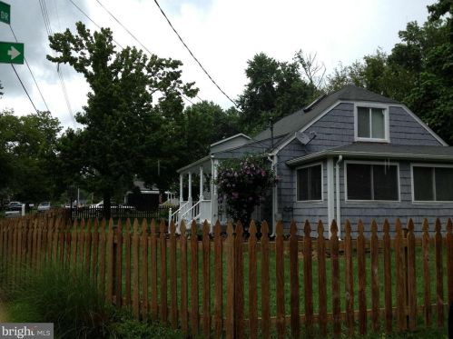 4921 Olive St, Shady Side MD  20764-9642 exterior