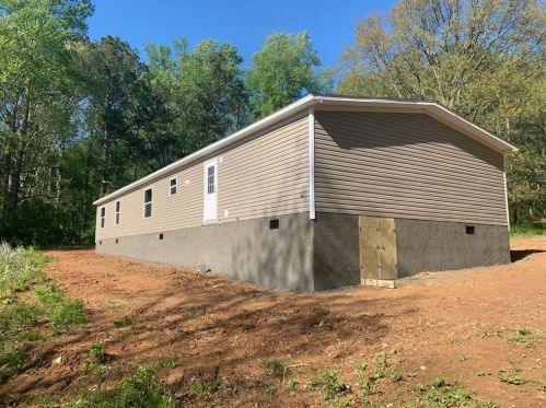 216 Bradley Rd, White Stone, GA 30175-3302