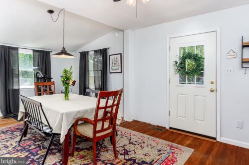 1217 Pine Ave, Shady Side MD 20764-9575 exterior