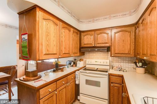 385 3rd Ave, Saint Paul MN  55112-7844 exterior