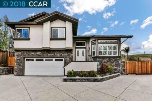1041 Peppermill Ct, Concord, CA 94518-1746